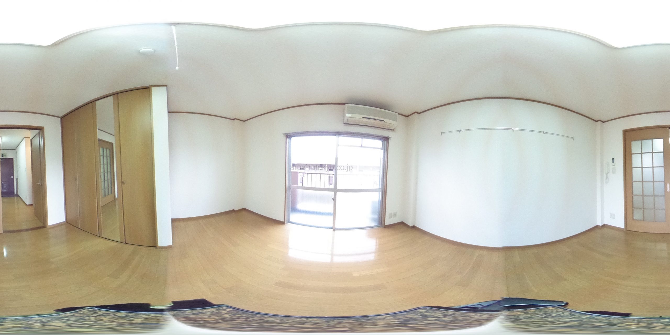洋室：パノラマ写真は２階のお部屋です。