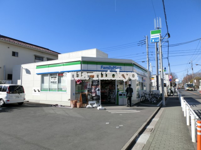 コンビ二：ファミリーマート武蔵野中央公園前店　517m