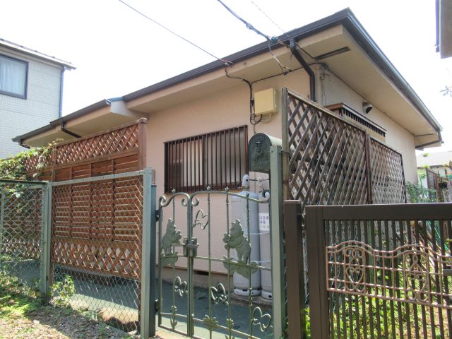 珍しい平屋戸建て!サイズも2DKで小ぶりタイプ!なかなかないタイプです!